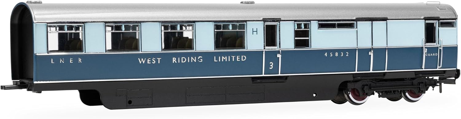 Hornby R40480 LNER West Riding Limited Open Third & Brake Third Articulated Coach pack, Railway - Rolling Stock, for ages 14+ Years
