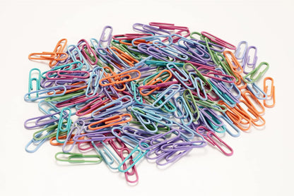 Fermagli Leone Dell'Era "Gran Mix" dimensioni miste in Scatola trasparente, 125 g., Colorati Plastificati