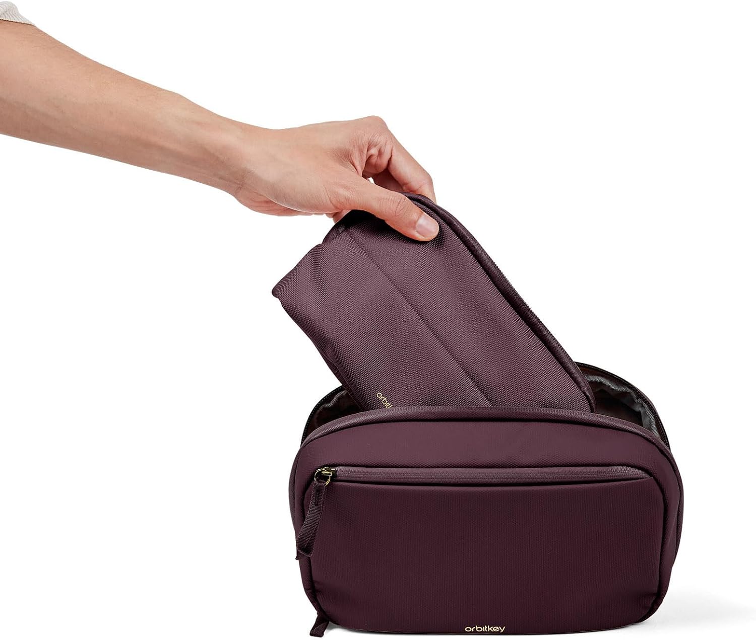 Orbitkey 2-in-1 Tech Accessoire Pouch met Afneembare Slanke Mouw - Reiselektronica-organizer voor kabels, opladers, oordopjes, powerbank - compacte gadgettas en draagbare technische opbergtas (pruim