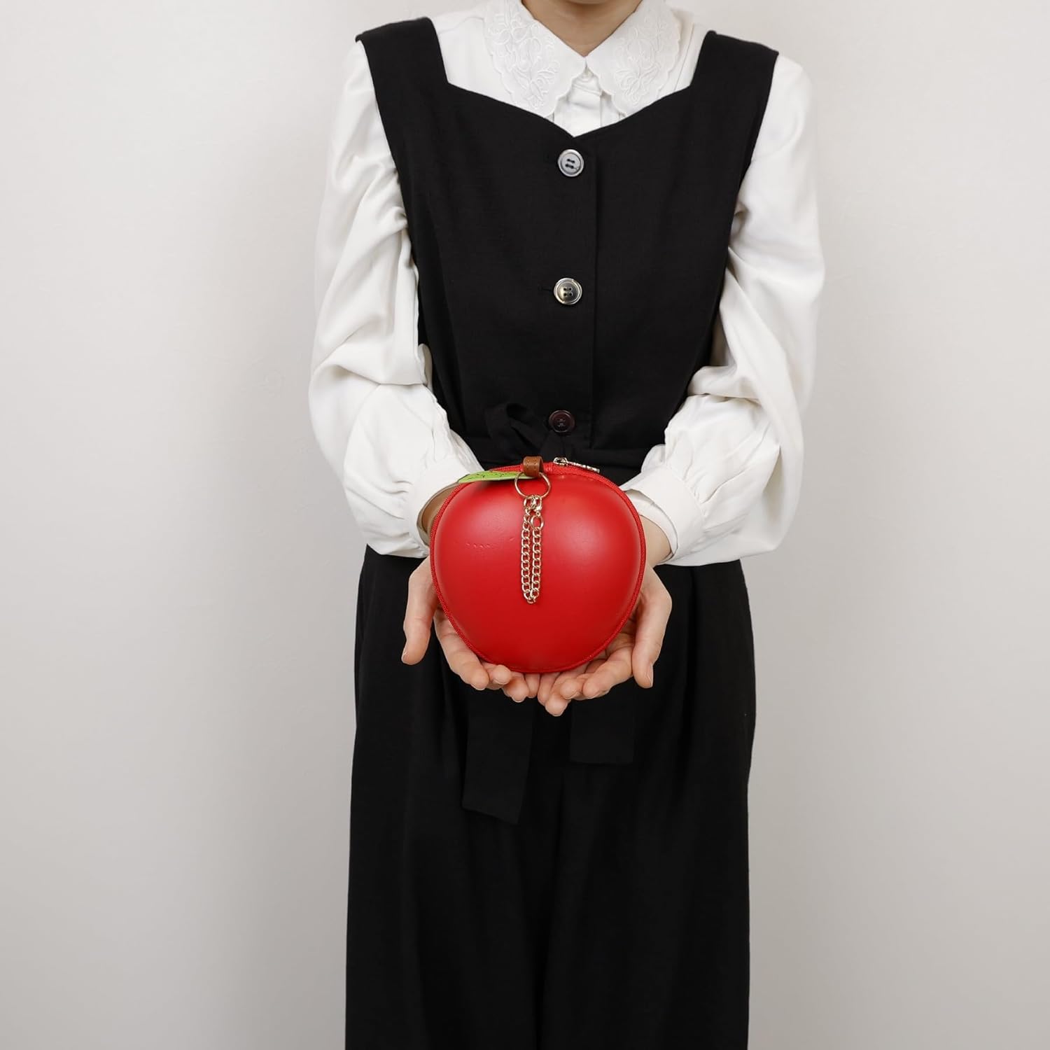 Marushin Pouch Yup! Fresh Apple Synthetic Leather Applique Embroidery 0585032500