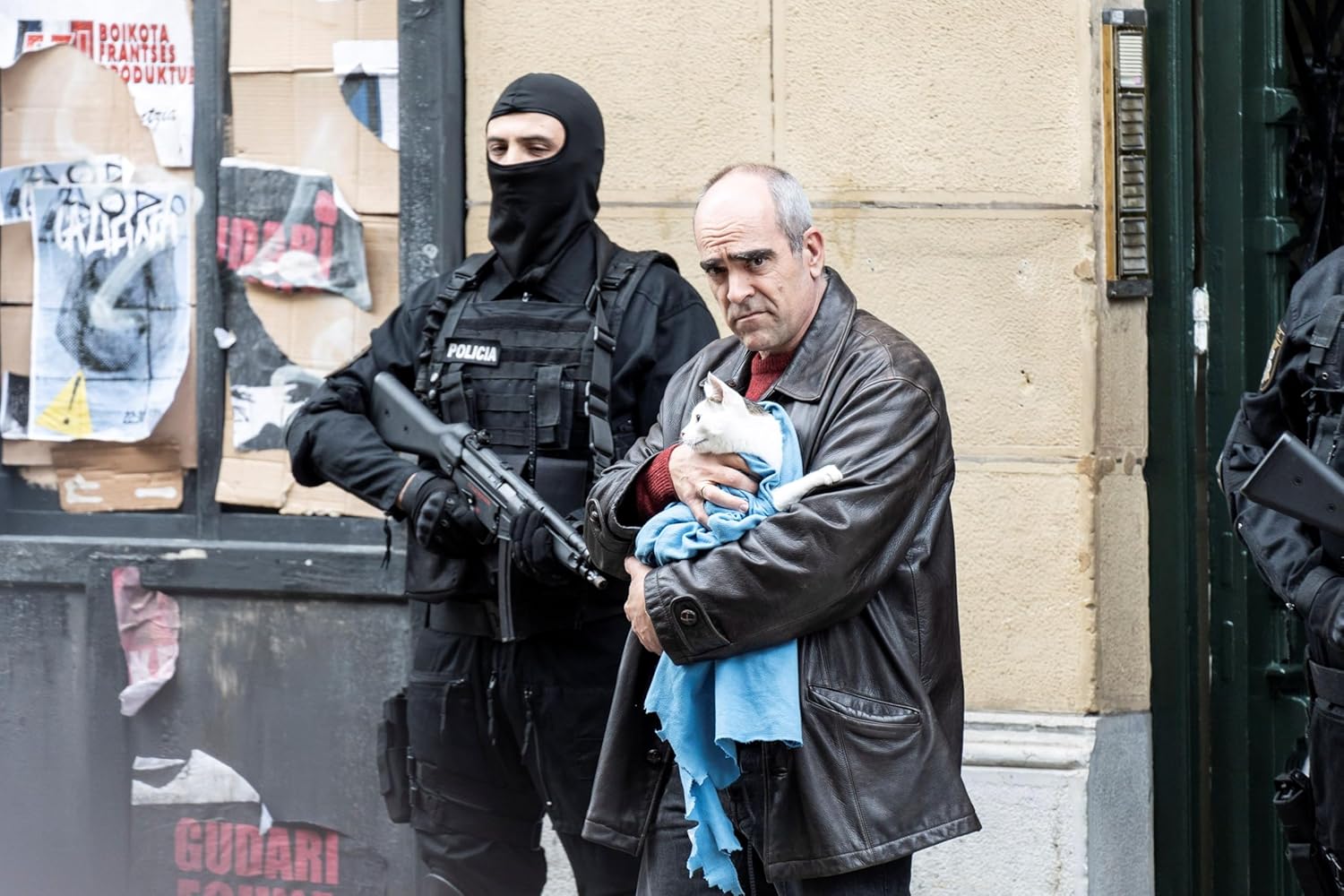 UNDERCOVER - UNTER FEINDEN