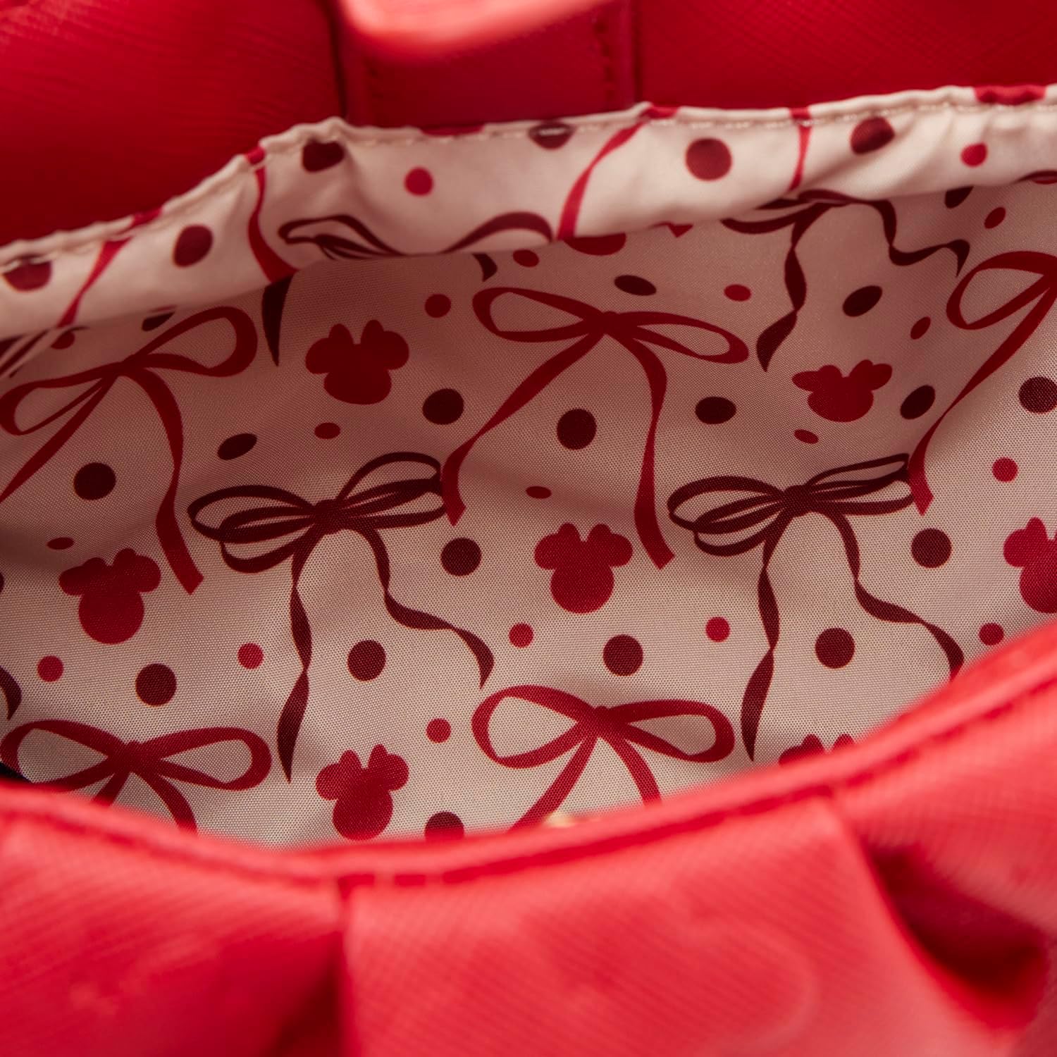 Minnie Mouse Rock The Dots Coquette Handbag