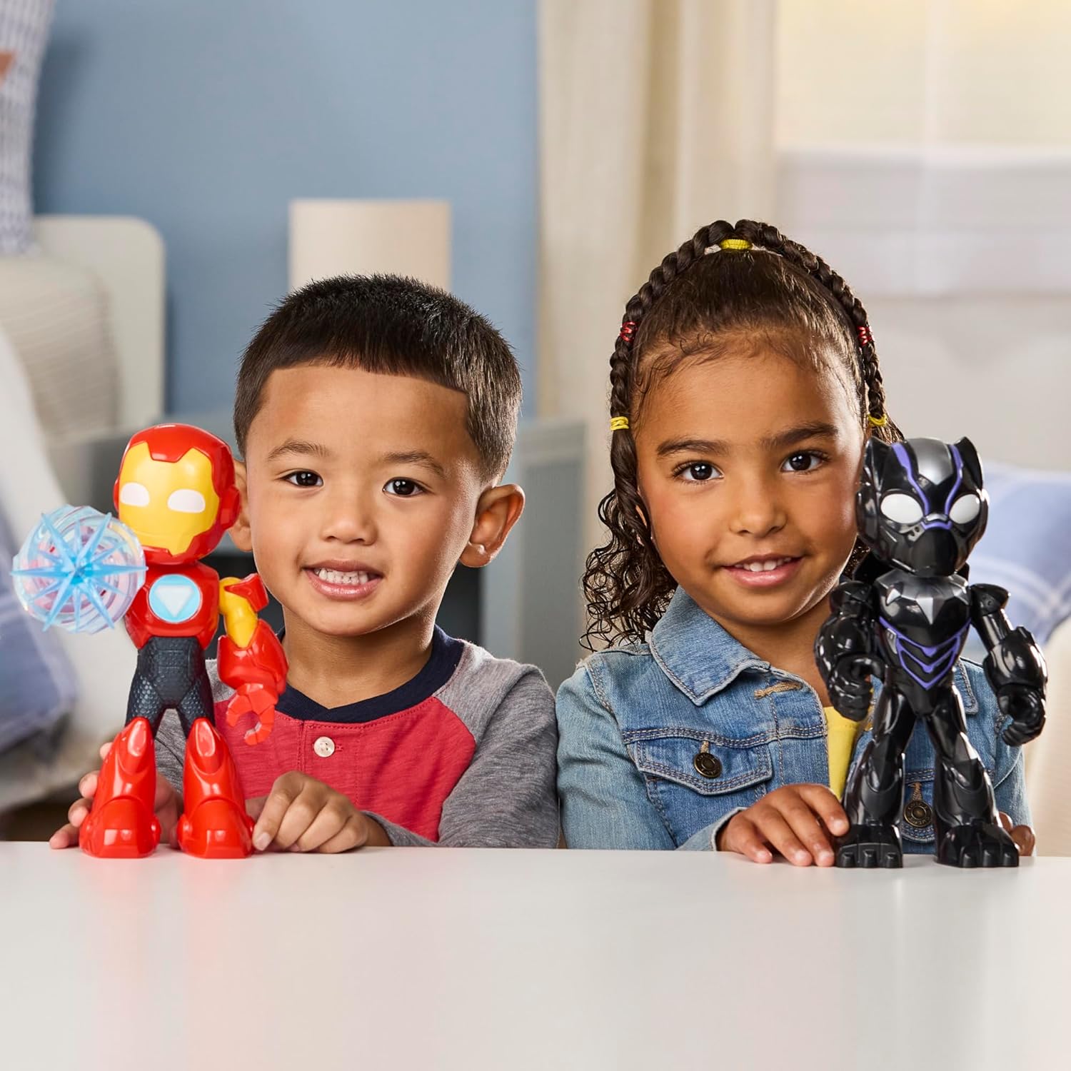 Iron Man and His Awesome Friends Marvel Iron Man 22.8 cm (9 Inch) Poseable Action Figure with Repulsor Shield Accessory, Super Hero Toy for Kids Ages 3+, Red