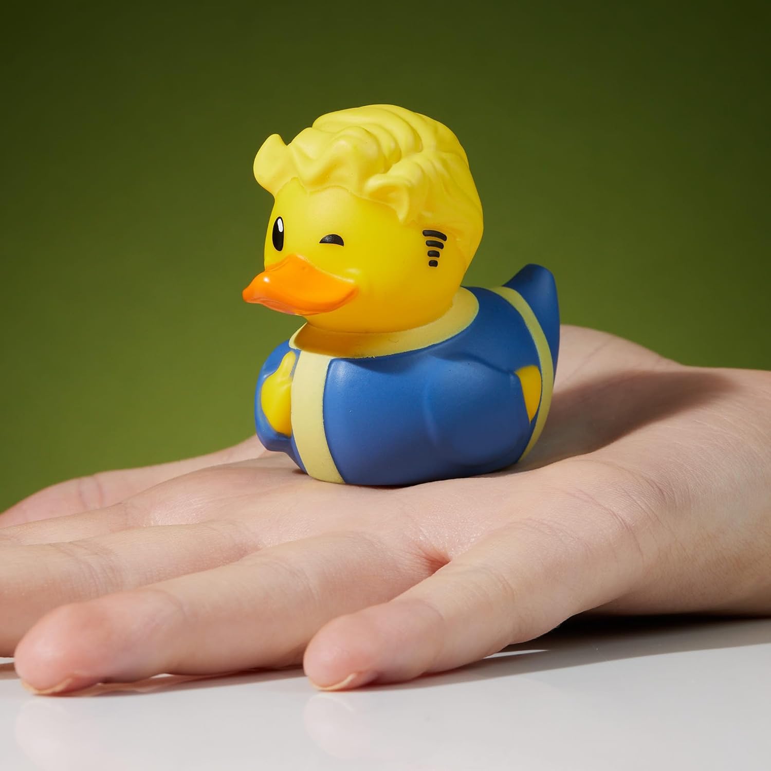 TUBBZ Mini Vault Boy Sammelfigur aus Vinylgummi - Offizielles Fallout-Merchandise - Sci-Fi TV, Filme & Videospiele