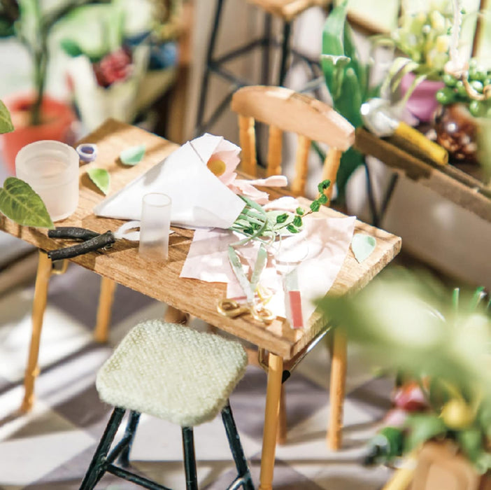 Robotime DG145 Rolife Emilys Blumenladen Miniatur-Puppenhaus aus Holz, Metall, Stoff und Kartonage, Maße: 22 x 15 x 17 cm