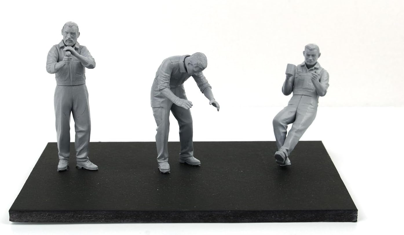 Eerel HE82756 1/24 Auto Mechanic 2 Figure Set of 3 Plastic Model