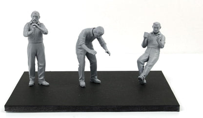 Eerel HE82756 1/24 Auto Mechanic 2 Figure Set of 3 Plastic Model