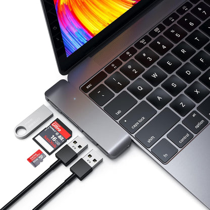 SATECHI Aluminium Type-C USB 3.0 3-in-1 Combo Hub Adaptor - 3 USB 3.0 Ports and Micro/SD Card Readers - for M2/ M1 MacBook Pro/Air, M2/ M1 iPad Pro/Air, Mac Mini, iMac (Space Grey