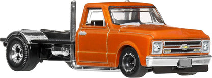 Hot Wheels Cars, Premium Fast & Furious 1:64 Scale Die-Cast Car for Collectors Inspired by Fast & Furious Movie Franchise