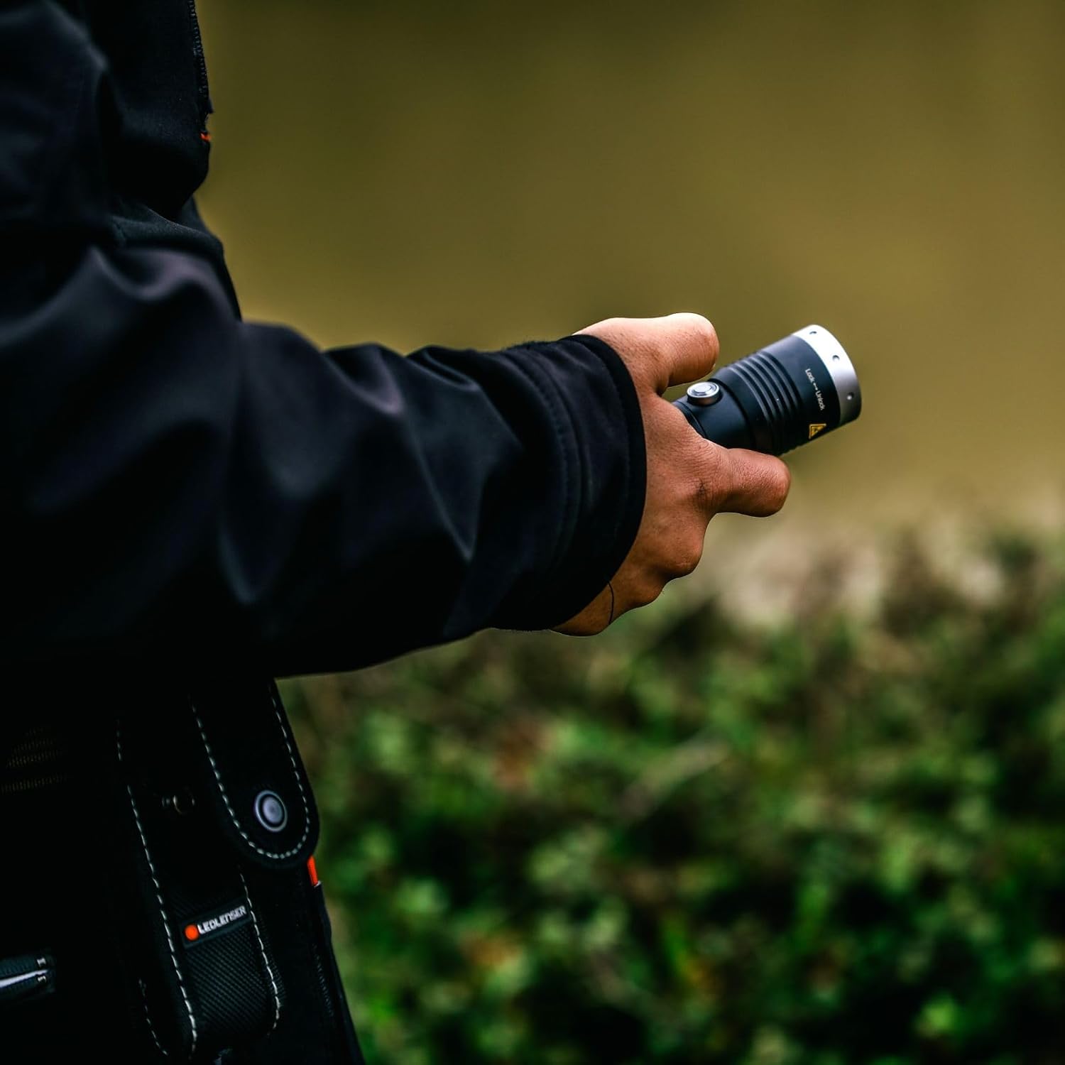 Ledlenser MT14 - Rechargeable LED Torch, Water Resistant (IP54) Super Bright 1000 Lumens, Powerful Searchlight Torch, Dog Walking, Hiking & Camping Equipment, Up to 192 Hours Running Time