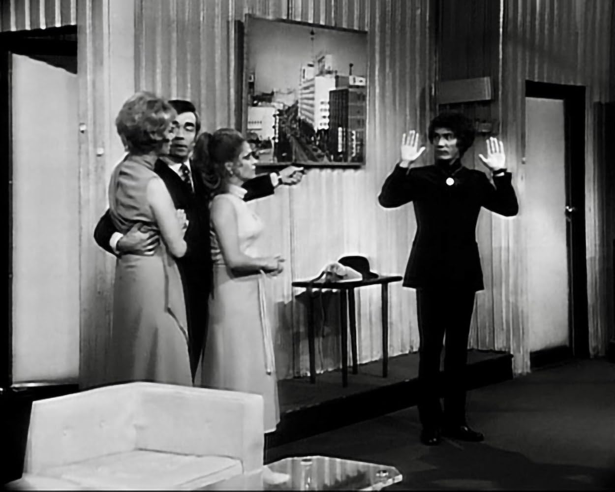 Auf und davon / Spritzige Komödie mit Starbesetzung (Pidax Theater-Klassiker