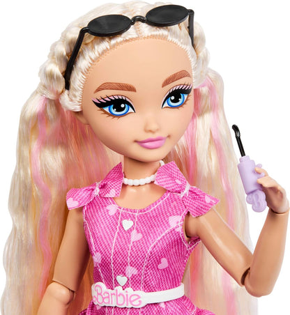 Barbie Dream Besties Malibu” Fashion Doll & Accessories, Posable with Blonde Hair & Makeup-Themed Toy Pieces, JKP50
