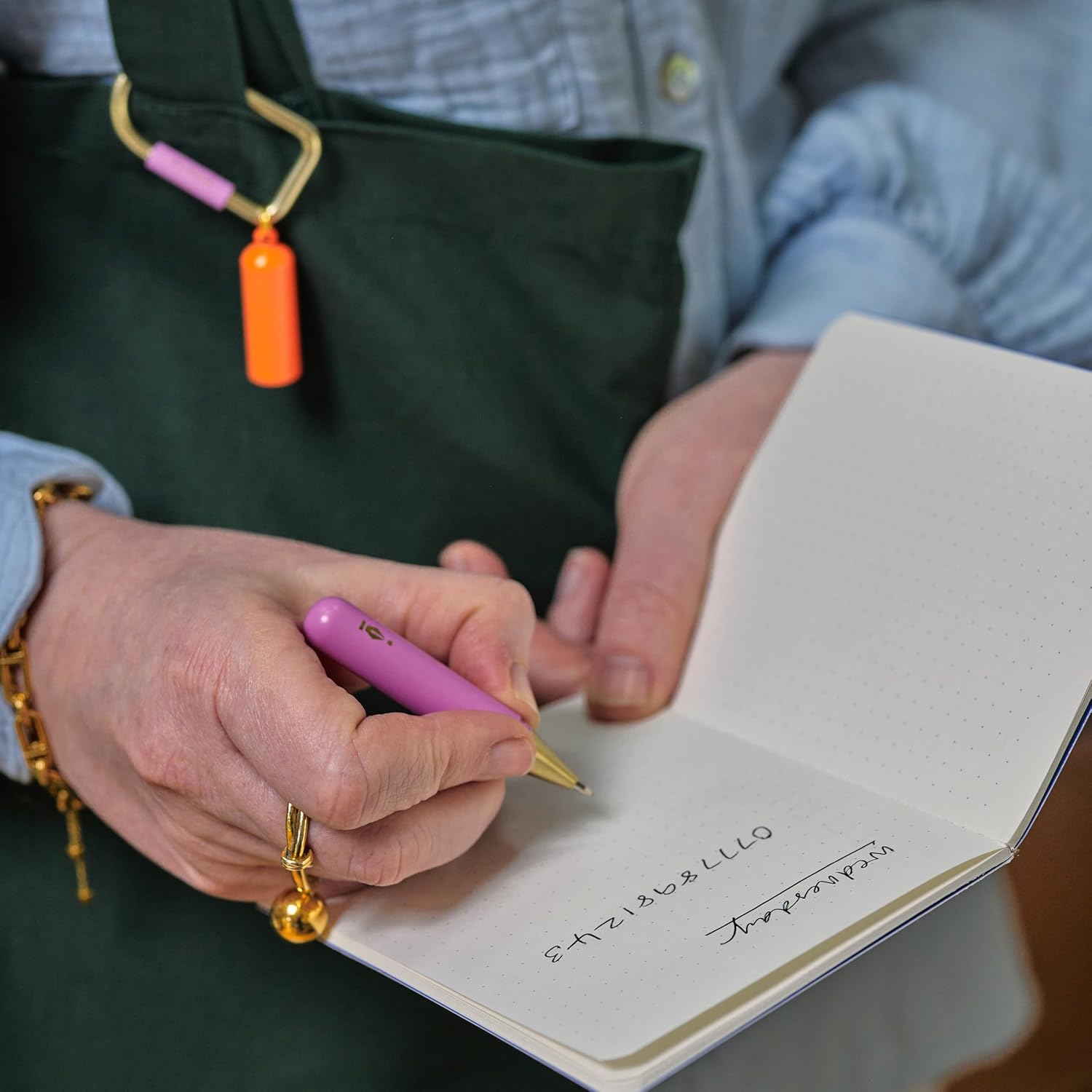 KIKKERLAND INK32-A Inkerie On-the-Go Keychain Pen