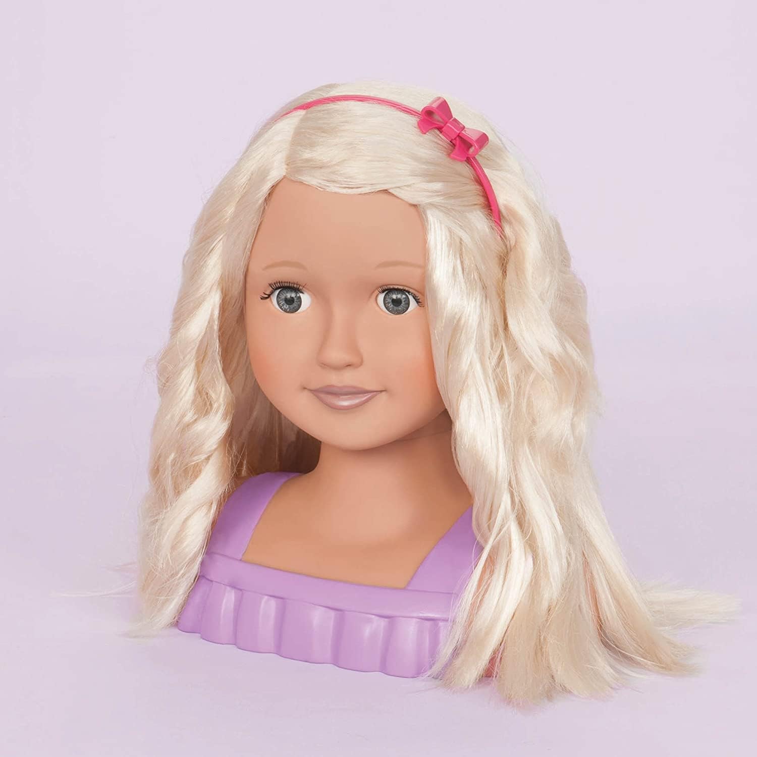 Our Generation - Tête de stylisme pour poupée - Cheveux blonds et Yeux Bleus - Jouer à Faire Semblant - Autocollants et Accessoires de décoration pour Cheveux - 3 Ans et +