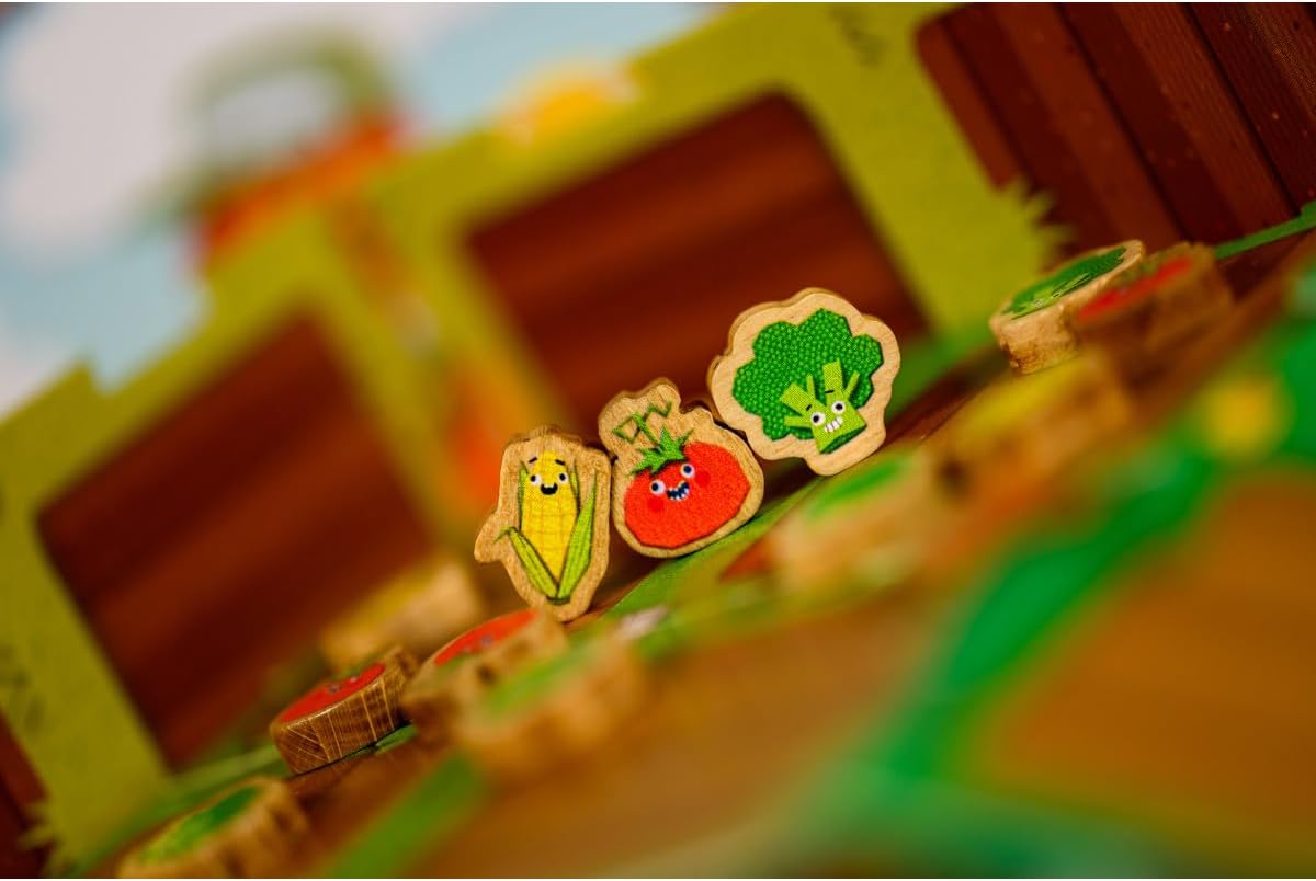 IELLO | Veggie Match | Family Card Game | Ages 7+ | 3-6 Players | 15+ Minutes Playing Time