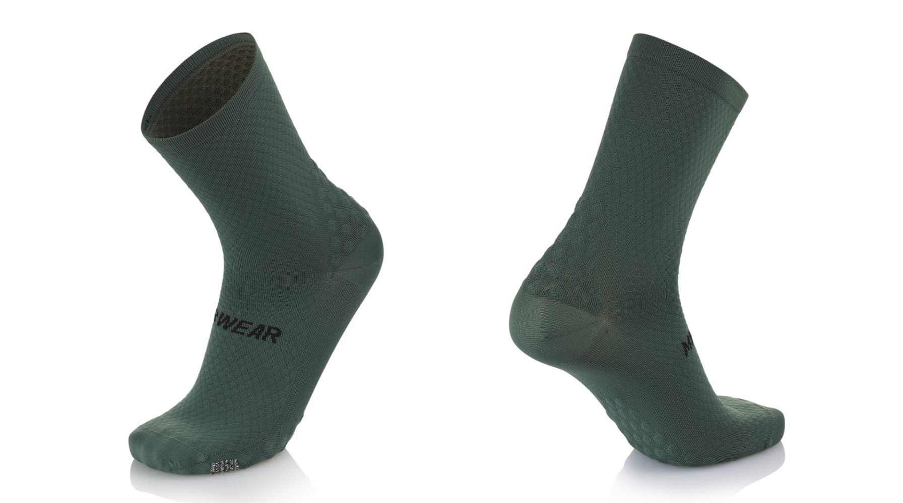 MB WEAR Unisex Evo socks