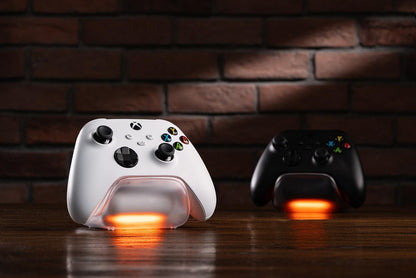 8BitDo Charging Dock for Xbox Wireless Controllers, Secure Magnetic Charging Station for Xbox Series X|S, One Controllers - Officially Licensed (White