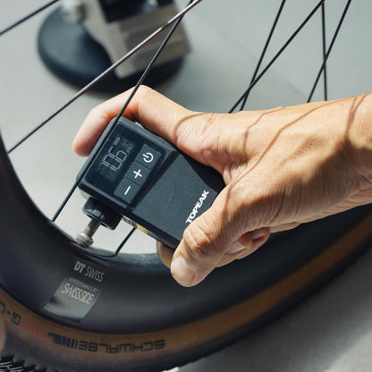 Topeak E-Booster Mini with Digital Gauge for Bicycle Tyres, Black