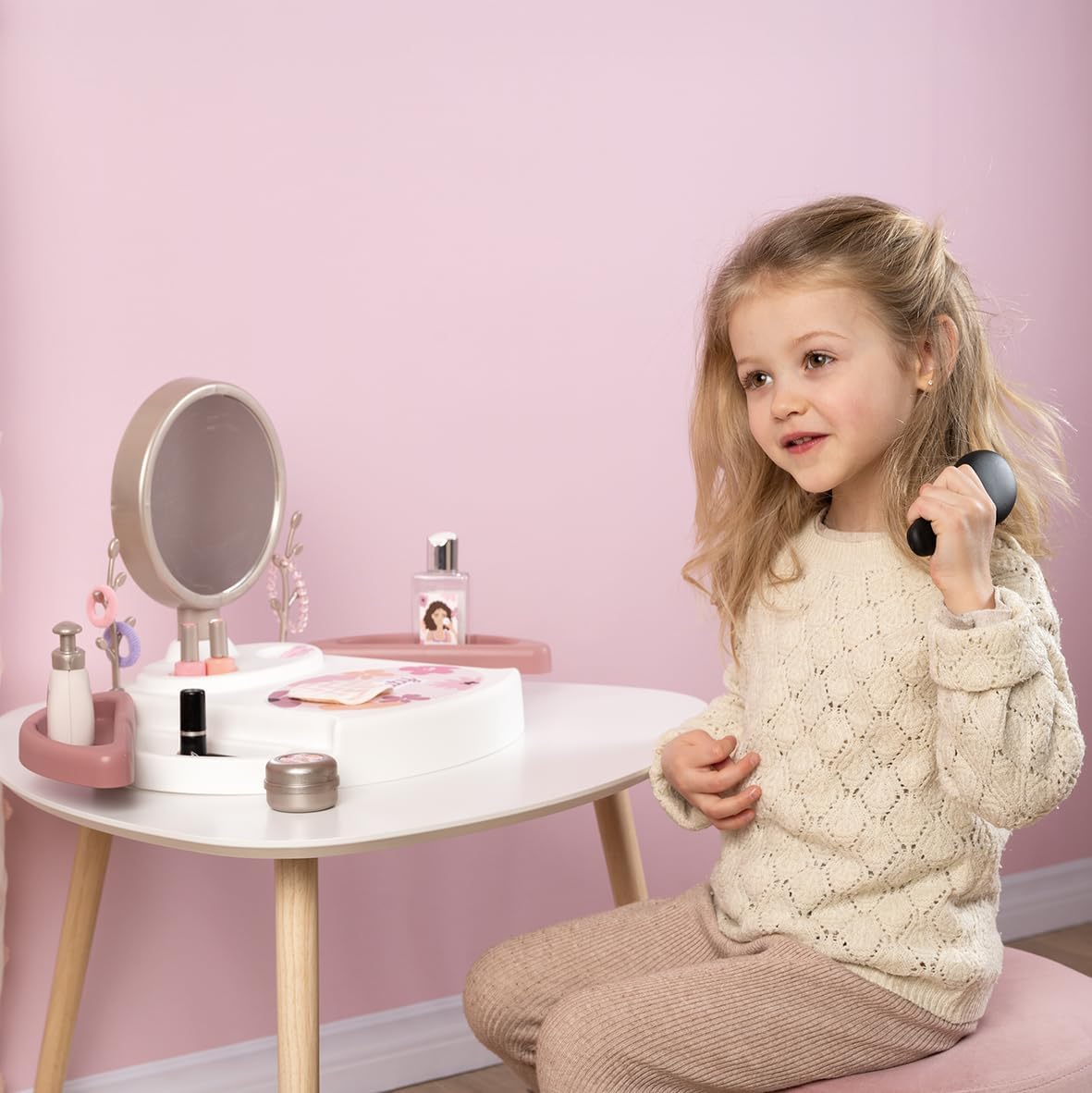 Smoby - My Beauty Studio - Kapsalon, Nagelsalon, Nepmake-up - Afneembare spiegel - Draaibare lades - 15 accessoires - Gerecycled materiaal - Vanaf 3 jaar - Gemaakt in Frankrijk