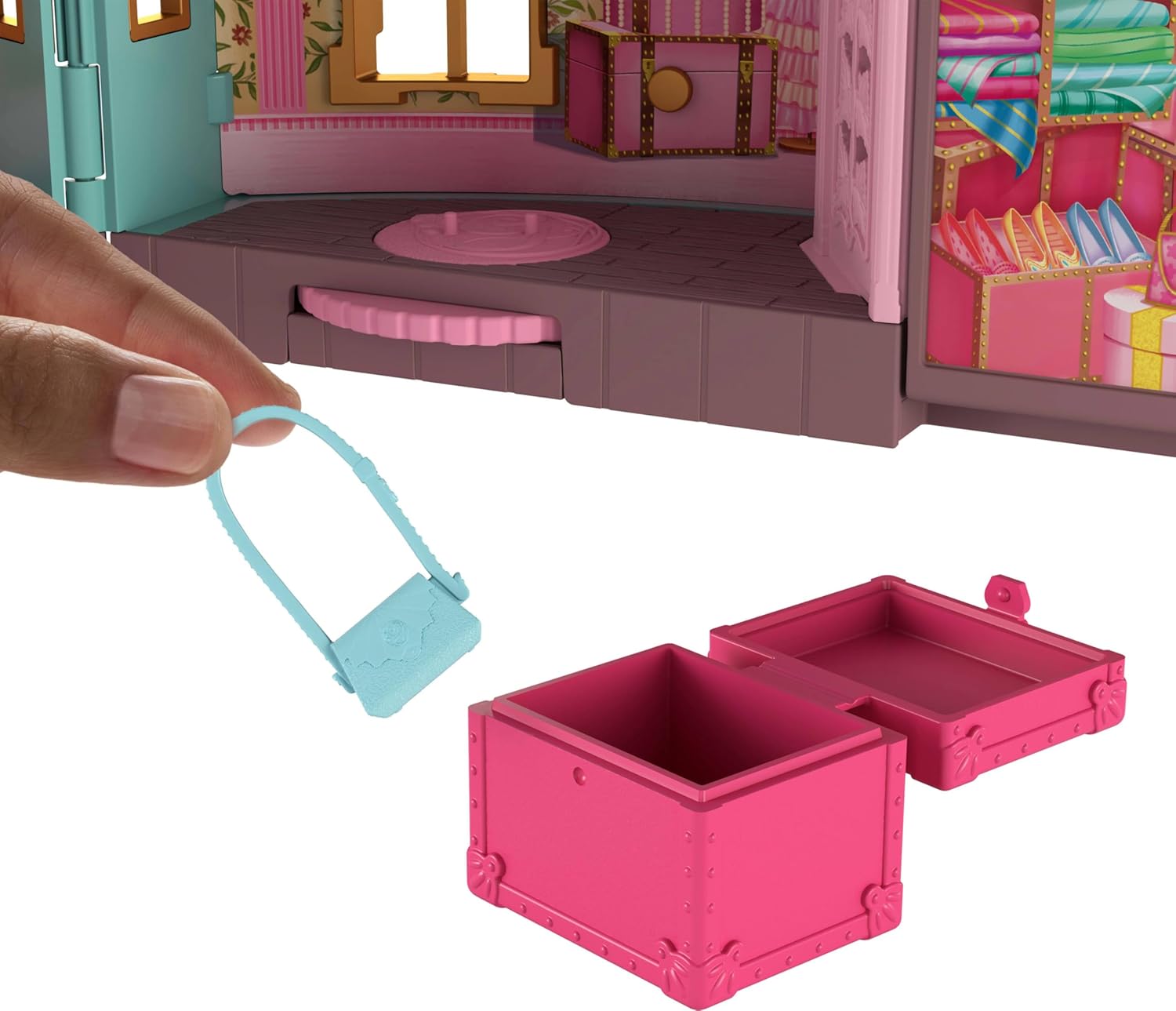Mattel Universal Pictures’ Wicked So Popular Dorm Small Doll Playset with 3 Play Spaces & 9 Accessories, Inspired by the Movie, JHC00