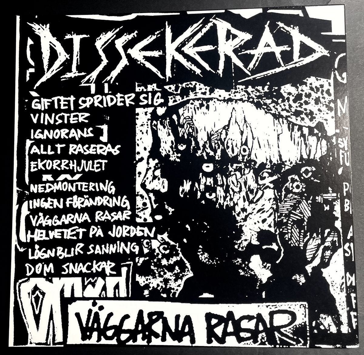 Väggarna Rasar