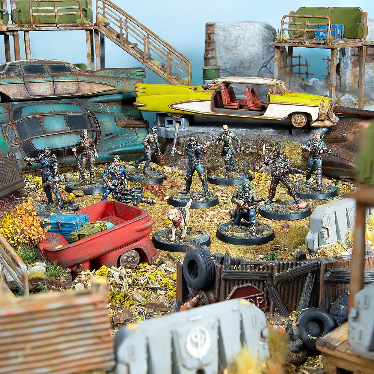 Modiphius Entertainment: Fallout Miniatures: Wasteland Survivors Core Box - 10 Miniatures & Bases, Hard Plastic, Unpainted & Unassembled, Tabletop PRG