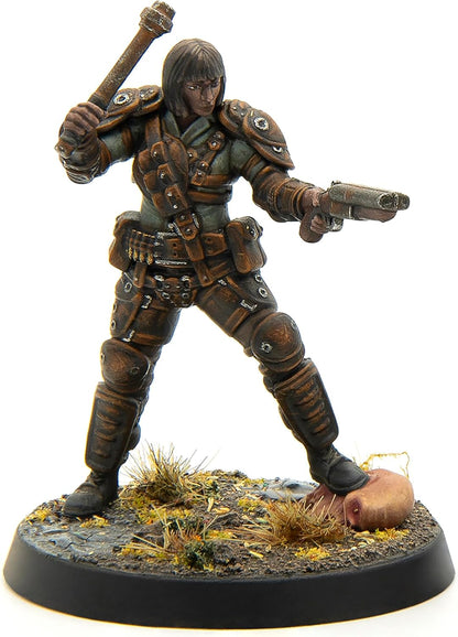 Modiphius Entertainment: Fallout Miniatures: Wasteland Survivors Core Box - 10 Miniatures & Bases, Hard Plastic, Unpainted & Unassembled, Tabletop PRG