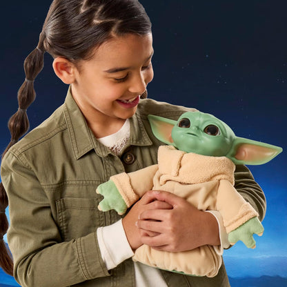 Star Wars Hasbro, action figure da 25 cm di Grogu Coccolavventura, giocattolo animatronico, peluche interattivo, giocattoli ispirati The Mandalorian and Grogu, dai 4 anni in su