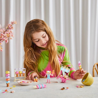 PLUS PLUS Building Blocks Toy - Learn to Build Ice Cream Toy, Includes 275 Pcs Pastel, 2 Wheels and Guidebook, Kids Construction Toys, STEM Learning Resources - Girls and Boys Toys Age 5 Plus