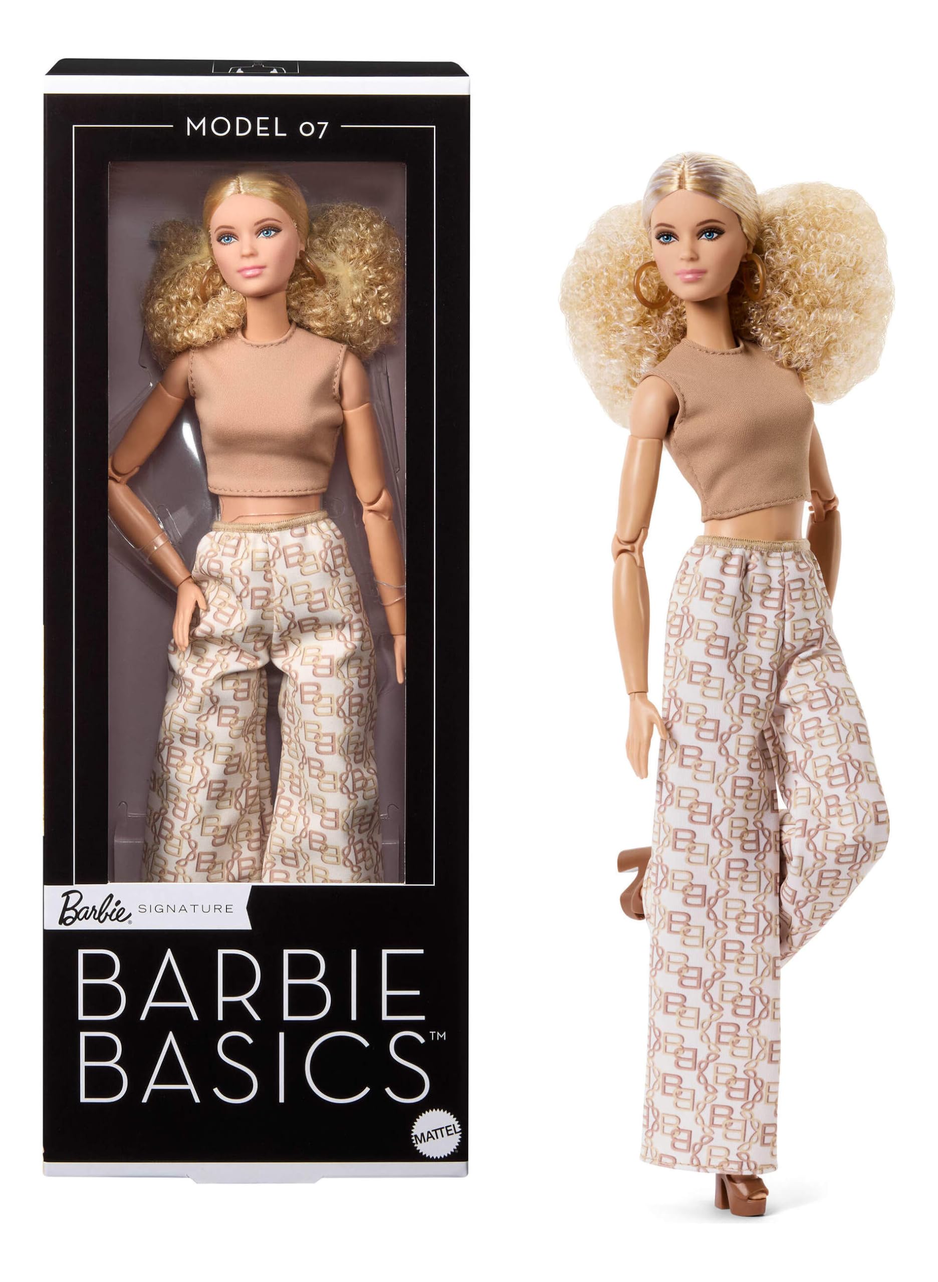 Barbie Basics Model Collector Fashion Doll 07 mit blonden Haaren und weißer Hose mit Aufdruck, universell passender Mode und beweglichem Körper, JJX26