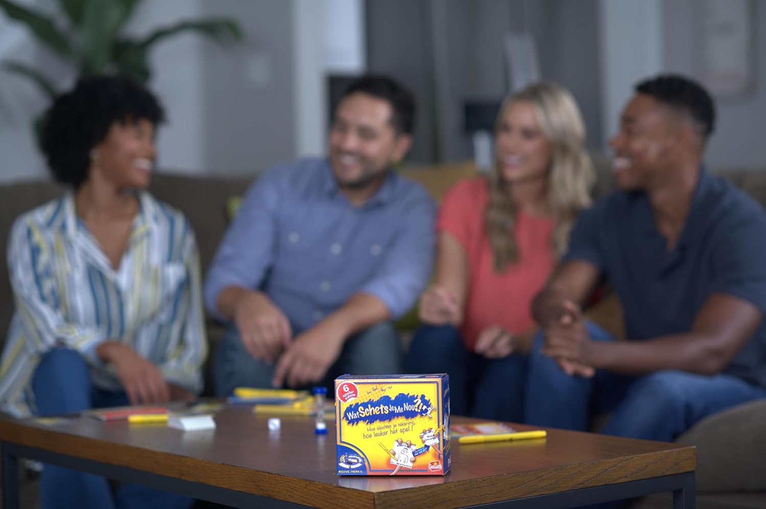 Goliath WAT SCHETS JE ME NOU?, Tekenspel voor Kinderen Vanaf 8 Jaar - Gezelschapsspel voor Familie en Feestjes - Geschikt voor 4-6 Spelers - Compleet Spel met Uitwisbare Boekjes en Stiften