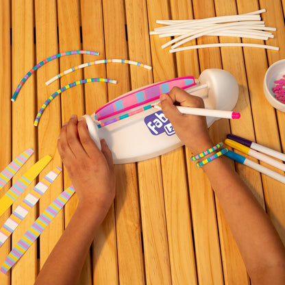 Goliath - FABLAB - Colour Spin Bracelet Maker, Doe-Het-Zelf-Kit voor Kinderen vanaf 6 jaar - Snelle en Makkelijke Creatieve Activiteit - Verjaardagscadeau Idee