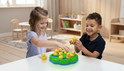 Goliath – RUBBER DUCKIE, Kinderspel vanaf 3 Jaar, Gezelschapsspel voor 2 tot en met 4 Kinderen, Spel met 8 Eendjes, Geschikt als Cadeau voor Jongens en Meisjes