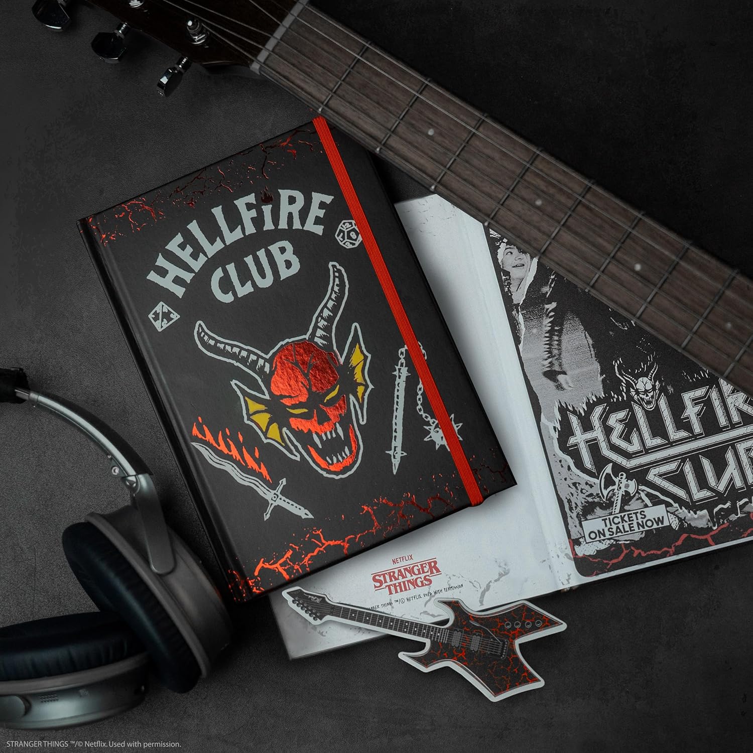 Cinereplicas Stranger Things - Hellfire Club Hardcover Notizbuch - 14.5 * 21cm 160p - Offizielle Lizenz