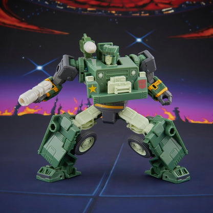 The Transformers: The Movie Studio Series Deluxe Class Action Figure Mtmte Collection: Autobot Hound 14 Cm