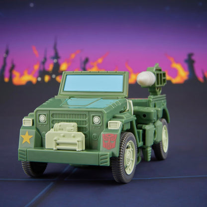 The Transformers: The Movie Studio Series Deluxe Class Action Figure Mtmte Collection: Autobot Hound 14 Cm