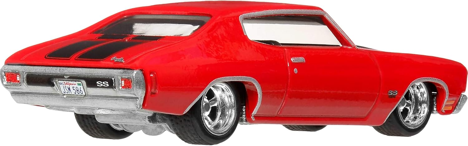 Hot Wheels Cars, Premium Fast & Furious 1:64 Scale Die-Cast Car for Collectors Inspired by Fast & Furious Movie Franchise
