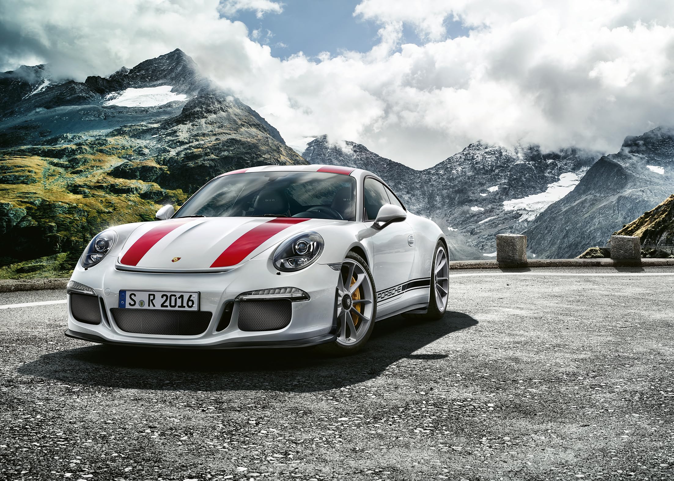 Ravensburger 12000691 - Porsche 911R - 1000 pieces jigsaw puzzle – Puzzle for adults and kids age 14 years up, gift for Porsche fans