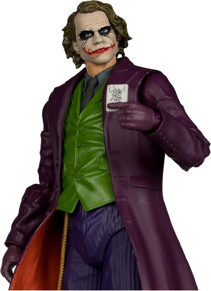 McFarlane DC Multiverse The Joker (The Dark Knight) Action Figure da 17,8 cm (Deluxe Theatrical Edition) Giocattoli