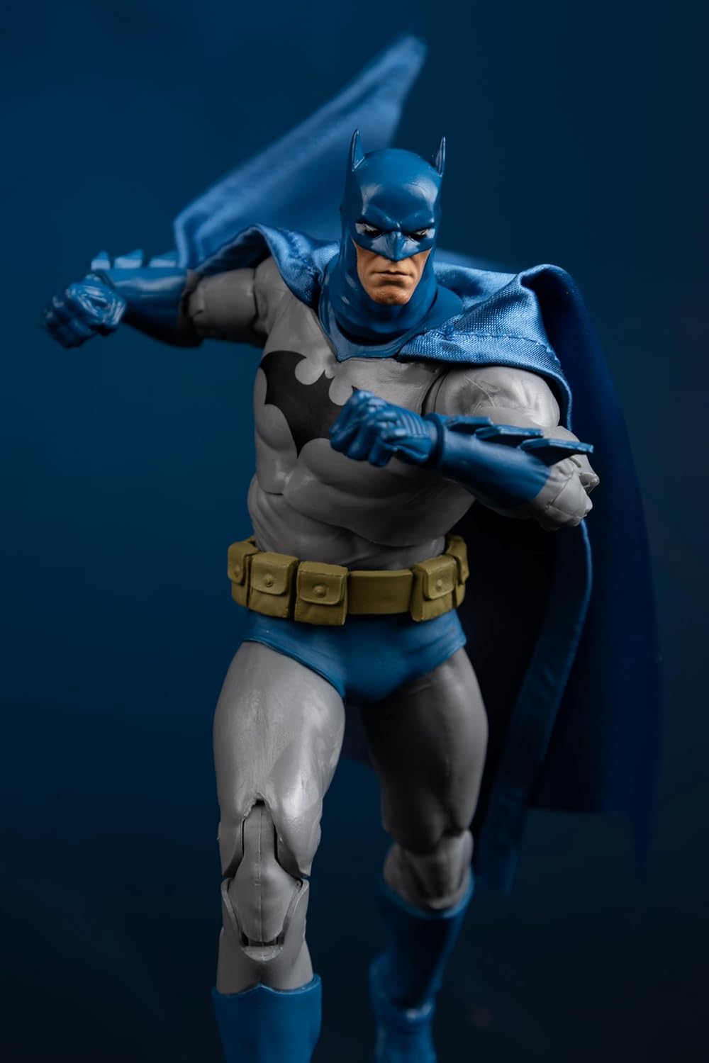 McFarlane - DC Batman 7in - Batman Hush2