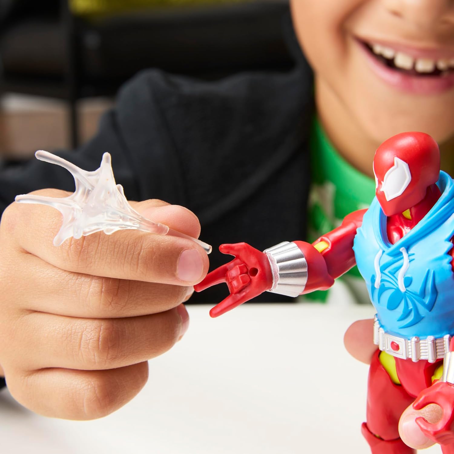 MixMashers Marvel Scarlet Spider Custom Spider-Man Mix-And-Match Action Figure & Accessories, 12-cm-scale (5 inch) Super Hero Toys for Children Ages 4+, Red