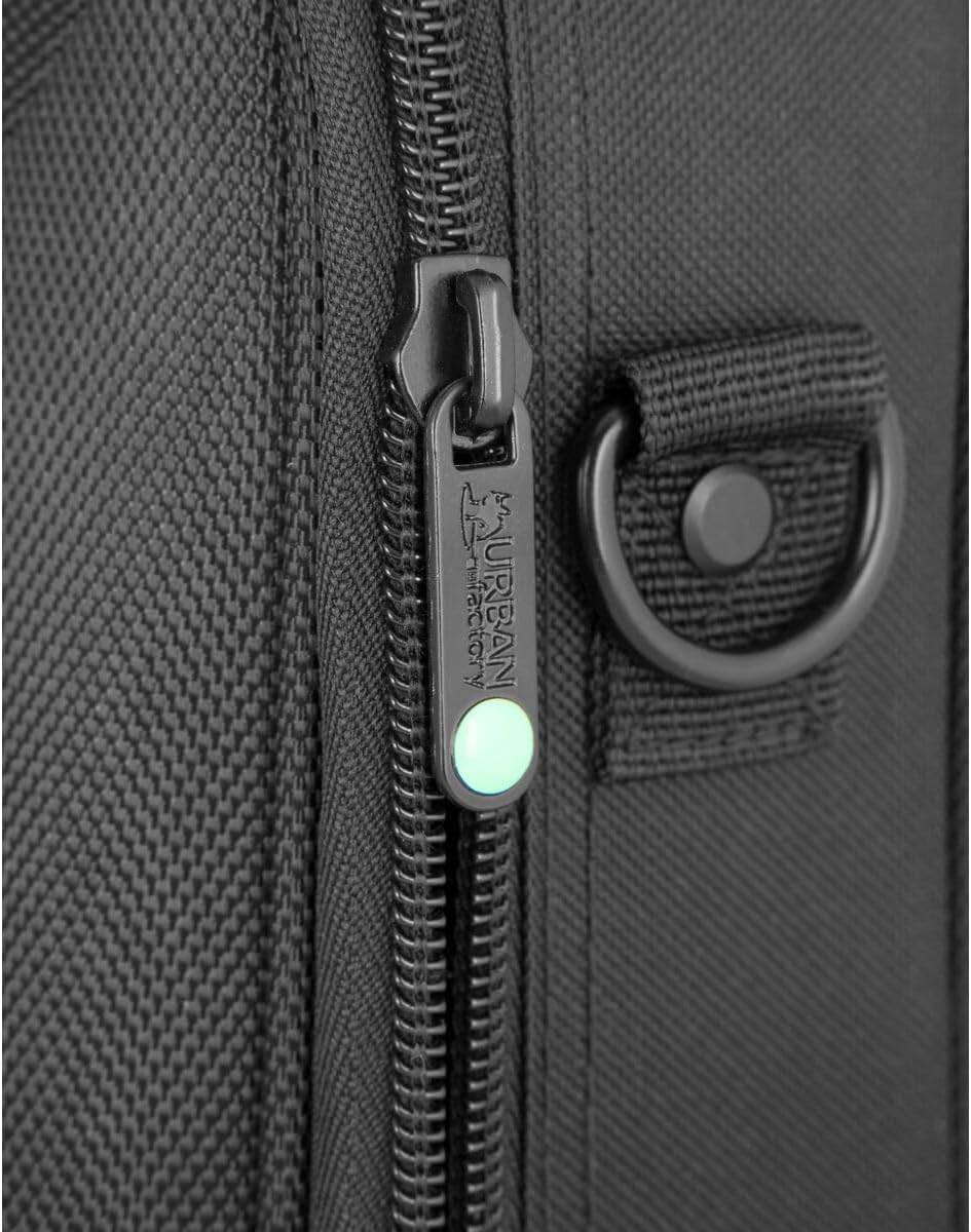 Urban Factory MXC17UF Mixee Clamshell Case for Laptops upto 17.3" - Black