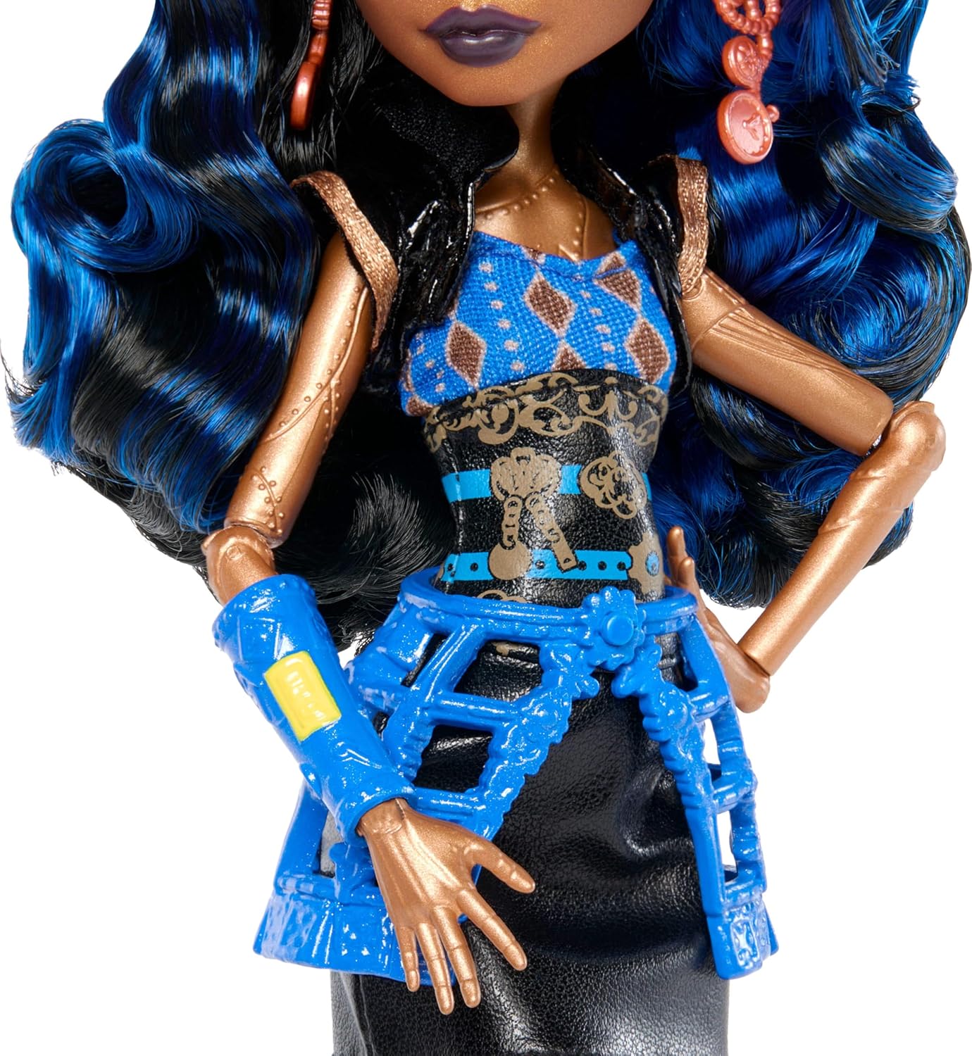 Monster High Boo-riginal Creeproduction Doll, Robecca Steam Collectible Reproduction with Doll Stand, Diary, and Pet Penguin Captain Penny, JHK59