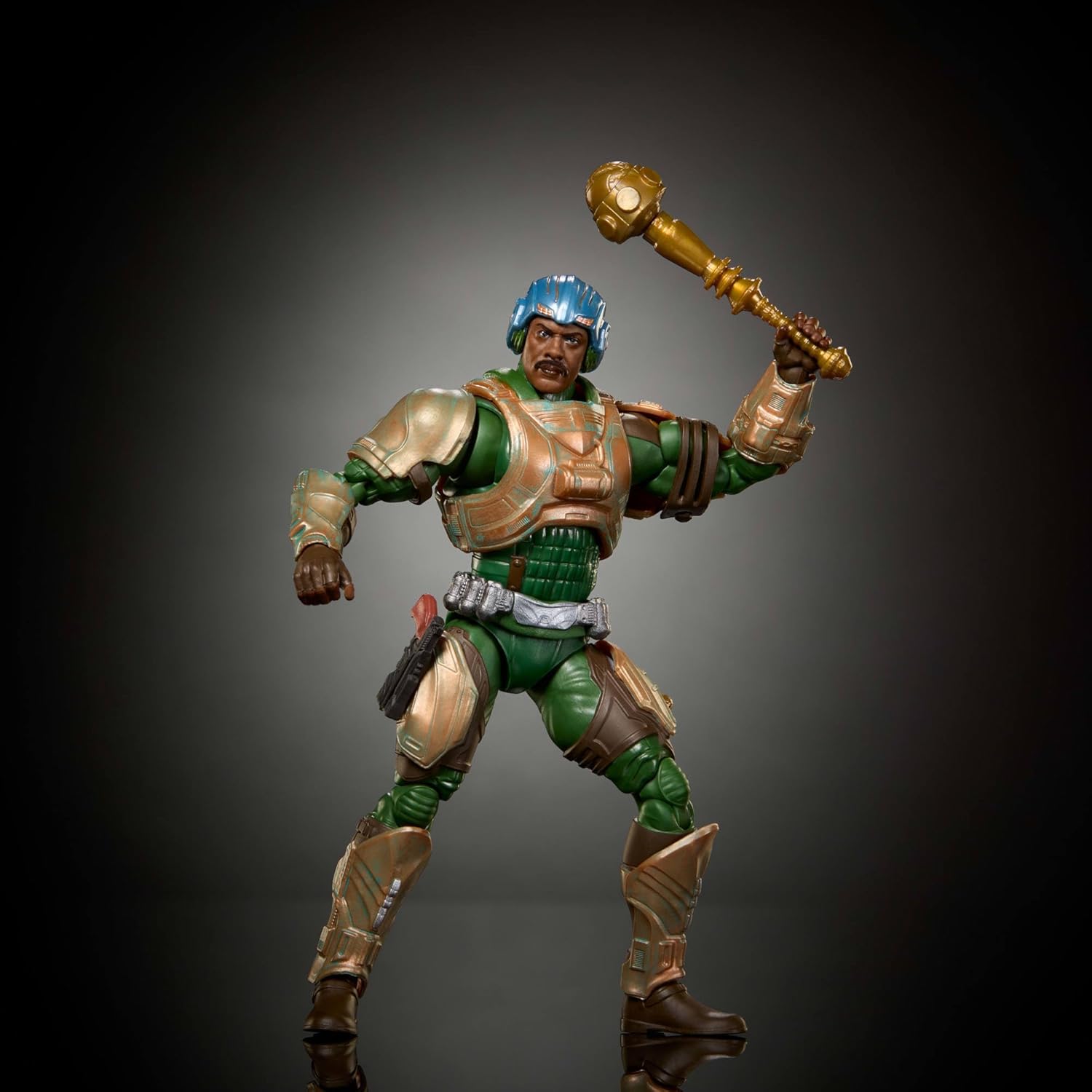 Masters of the Universe Chronicles - Man-at-Arms, action figure Guardia Reale Duncan del film del 2026 in scala 1:12, ispirato a Idris Elba e con design accurato, 6+ anni, JKJ25