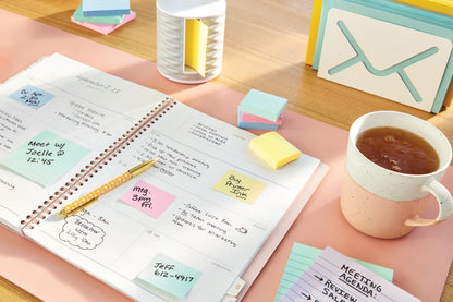 Post-it Foglietti Confezione da 18 blocchetti + 6 GRATIS, 100 Fogli per blocco, 76 mm x 76 mm, Colori Assortiti - Foglietti Adesivi Fogli Adesivi per Appunti, Elenchi & Promemoria
