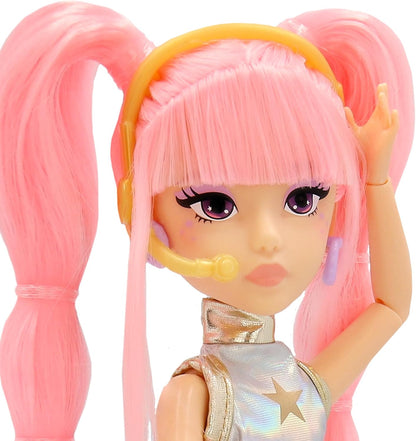 K-Pop Fashion Doll - Yuni /Toys