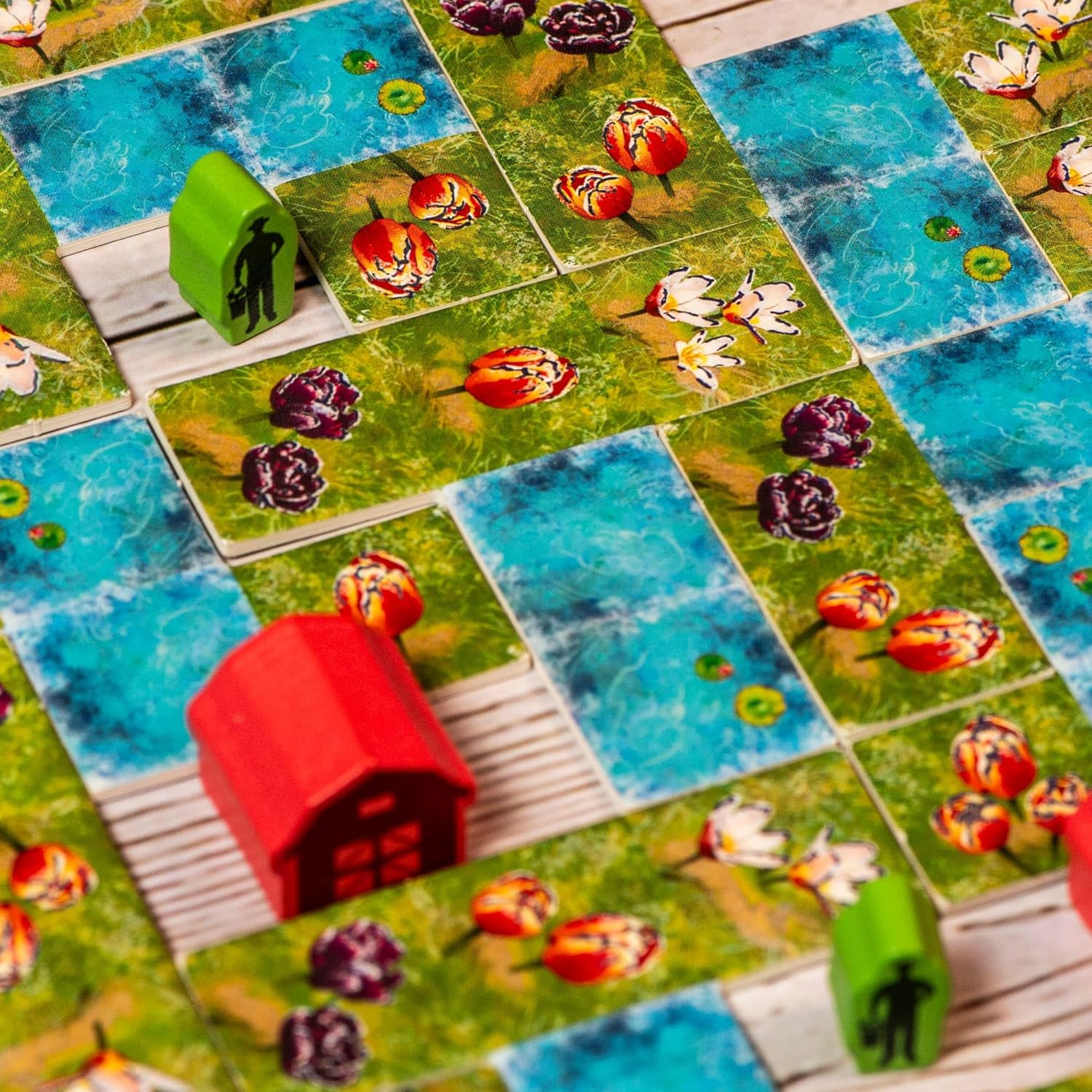 Synapses Games | Frosted Blooms | Board Game | Ages 8+ | 1-4 Players | 40 Minutes Playing Time