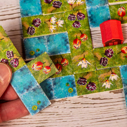 Synapses Games | Frosted Blooms | Board Game | Ages 8+ | 1-4 Players | 40 Minutes Playing Time