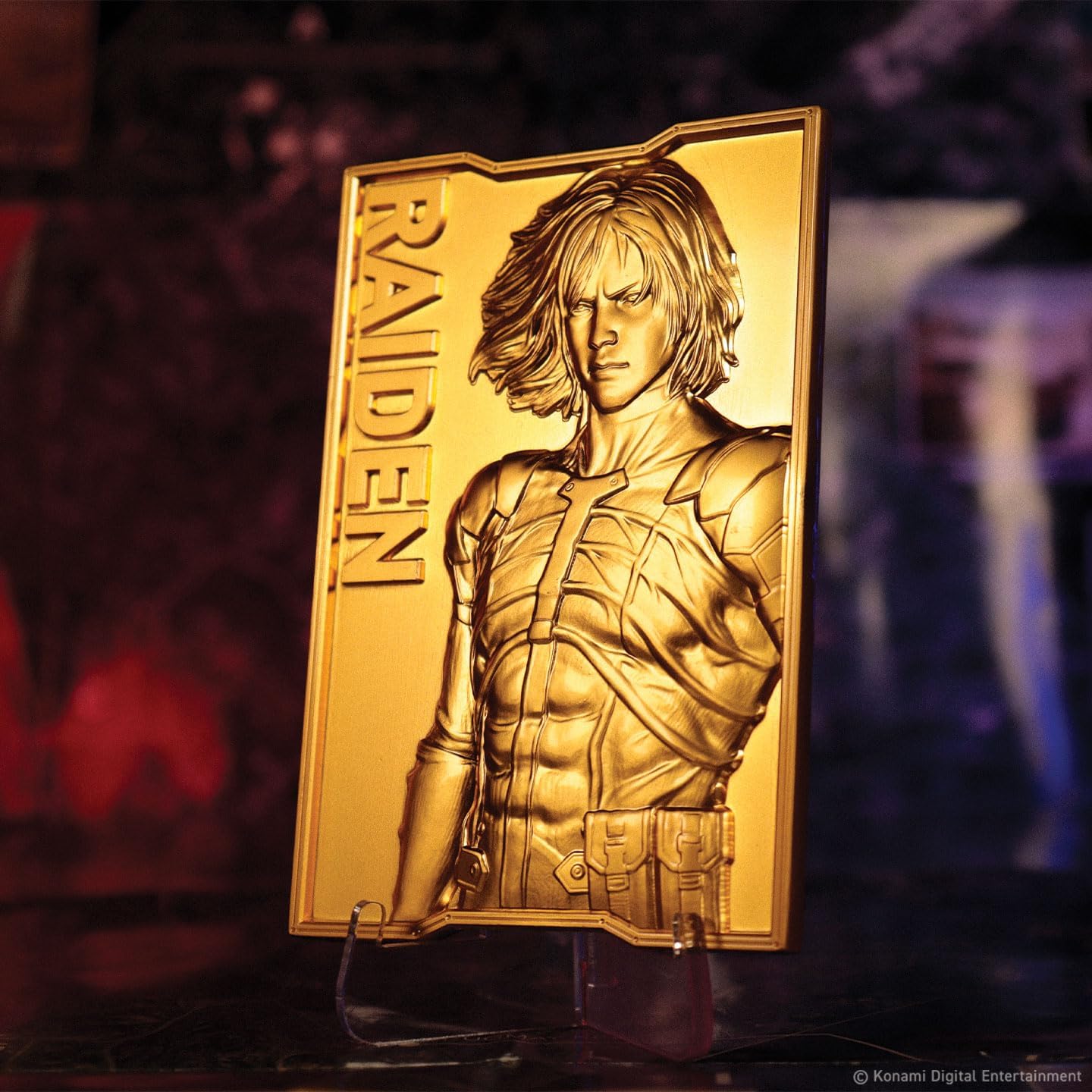 FaNaTtik Metal Gear Solid 2 – 24k Gold Plated Raiden Collectible Ingot - Officially Licensed & Limited Edition Gaming Memorabilia - (2,001 Worldwide) with Individual Numbering