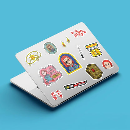 Chucky Tech Aufkleber-Set – 4 wiederverwendbare Vinylbögen mit über 35 Horror-Aufklebern mit Kinderspiel-Icons für Laptop, Telefon, Konsole und Wasserflasche Dekoration